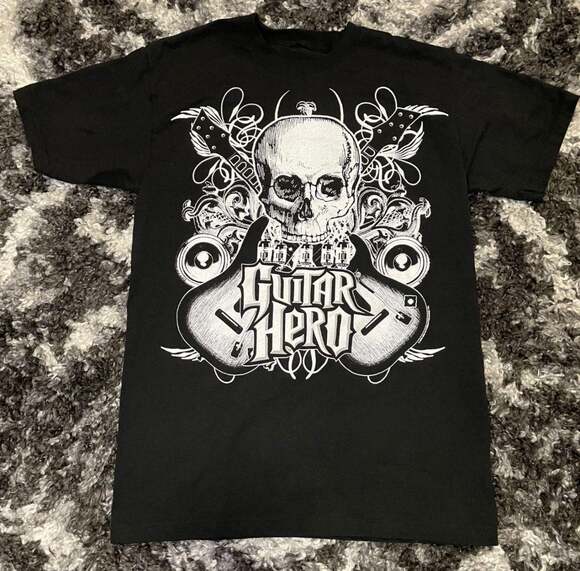 Guitar Hero Other - Vintage 2008 Guitar Hero Skull and Guitars Promo Graphic T-Shirt